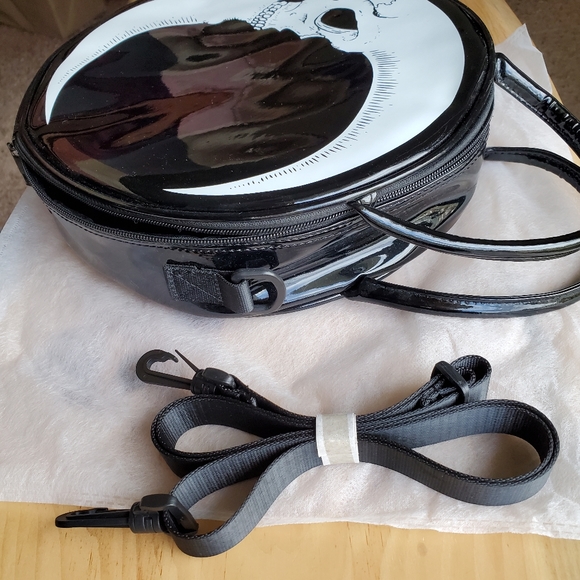 Crescent Skull Moon Crossbody Handbag - Picture 8 of 10